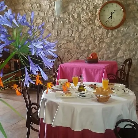 Otel El Salin Muñorrodero