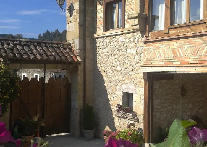 Hotel El Salin Muñorrodero